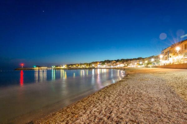 Appartement La Fregate Avec Terrasse A 100M De La Plage Saint-Cyr-sur-Mer Buitenkant foto
